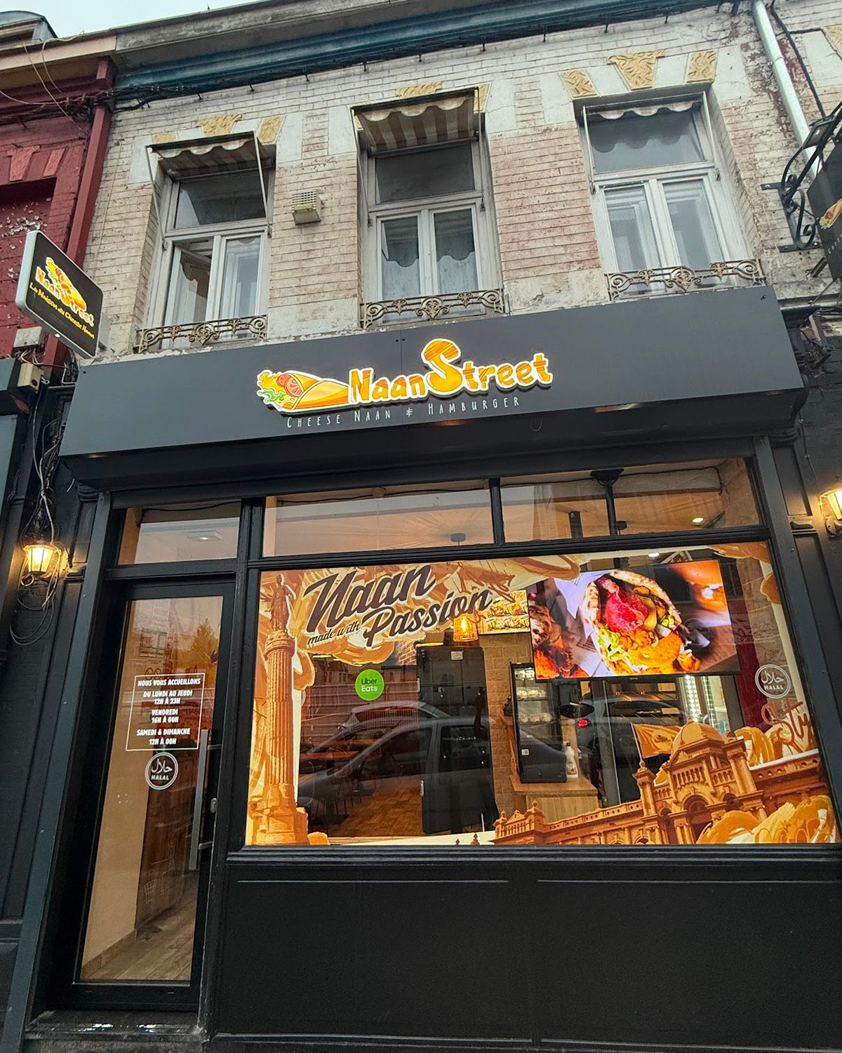 About Our Restaurant - Naan Street